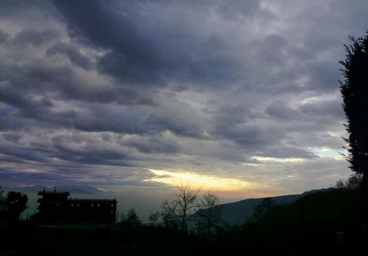 Nagarkot Sunshine Hotel Baluwapati Deupur Экстерьер фото
